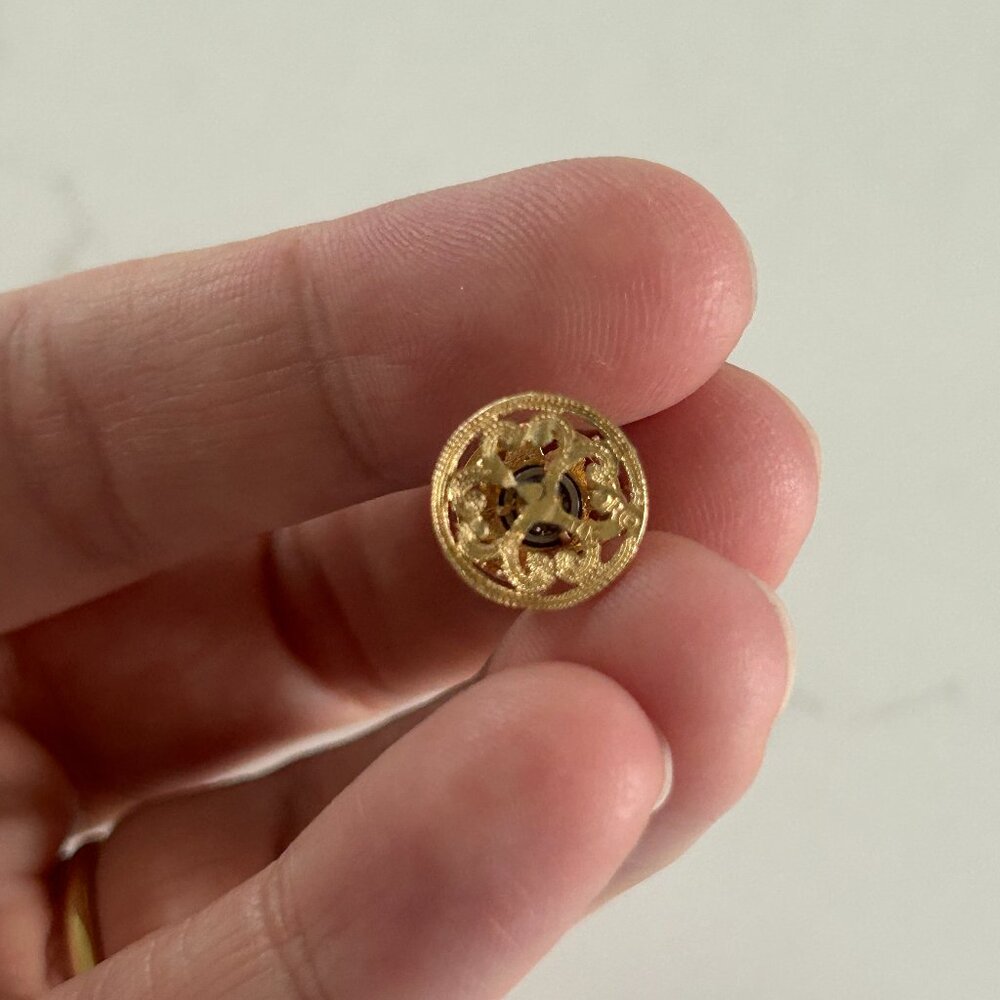 14K gold carousel charm pendant - Picture 2 of 4